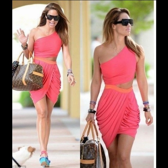 bebe Dresses & Skirts - ⭐️LAST PRICE⬇️⭐️BEBE Seductive Cut-out drape dress